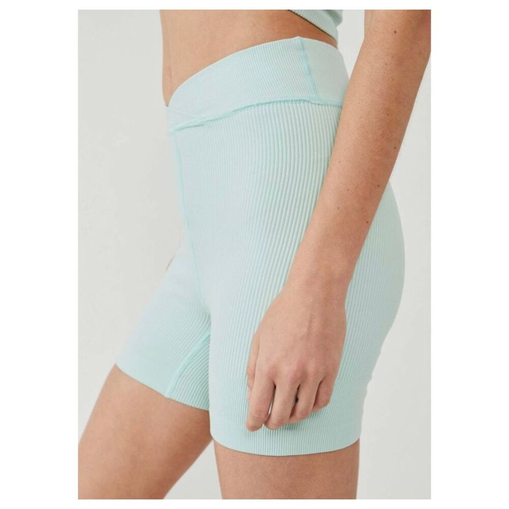 Free People Movement NWT Free Throw Shorts Mint Turquoise Medium Crossover - Picture 2 of 8